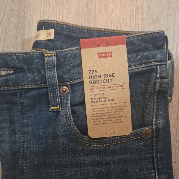 Levi's Women's High Rise Bootcut - Picture 2 of 6
